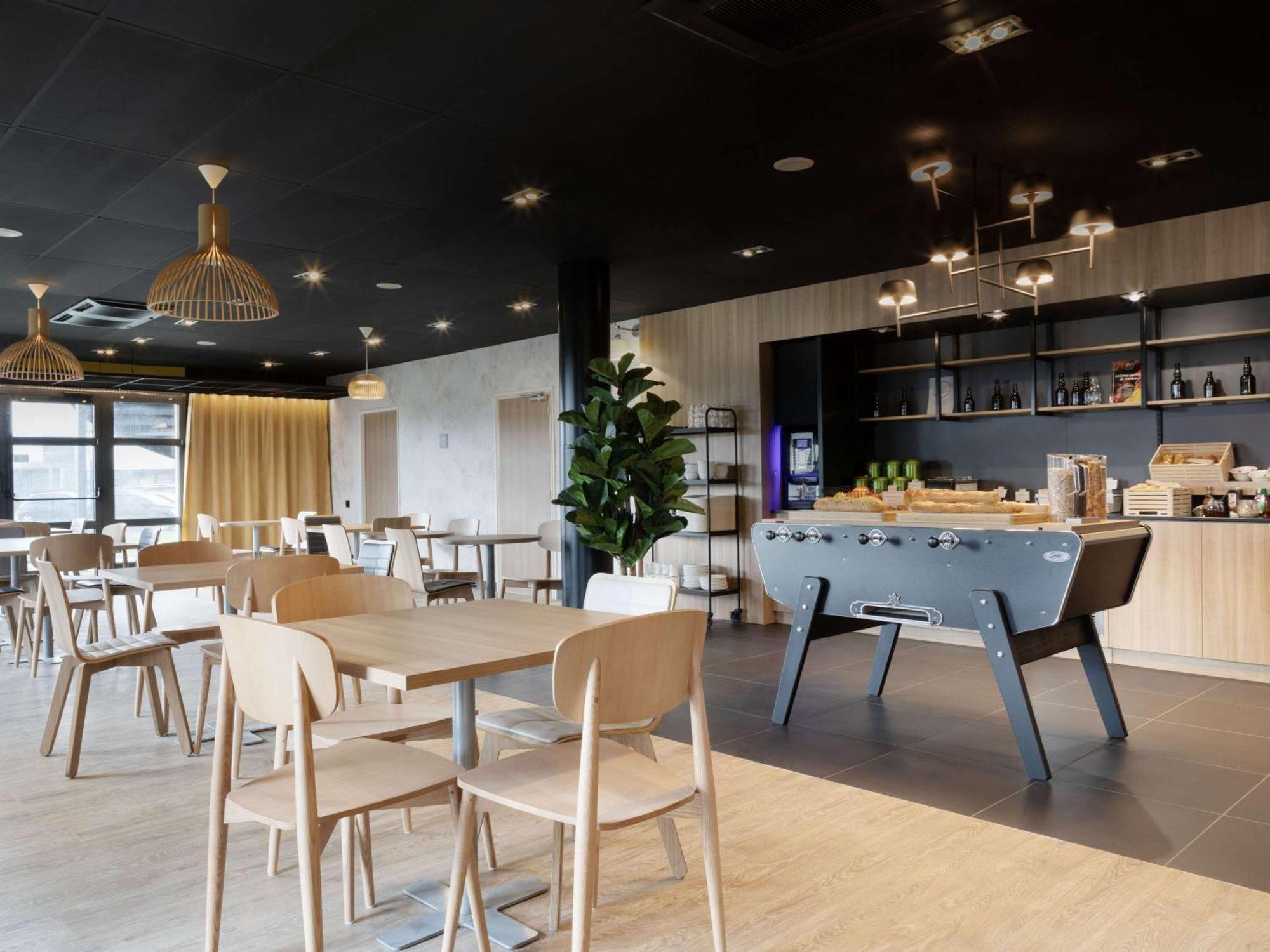 Ibis Douai Dechy Hotell Eksteriør bilde