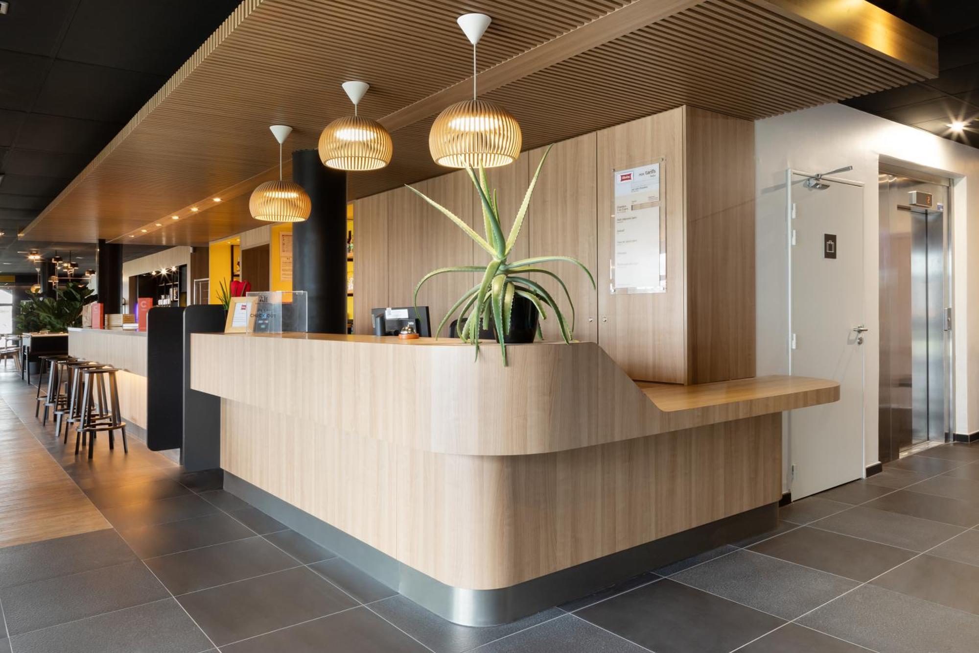 Ibis Douai Dechy Hotell Eksteriør bilde